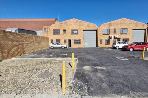 Situated on Lauda Road in the bustling industrial hub of Killarney Gardens, this 360m2 ...