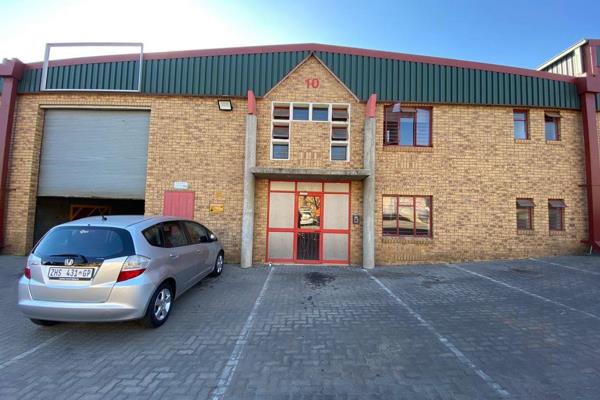 A grade property located in the heart of Samrand, ideally located between JHB and ...