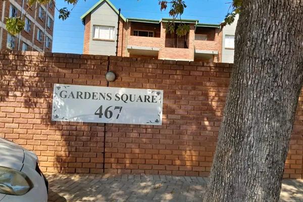 PRETORIA WEST – GARDEN SQUARE
3 BEDROOM APARTMENT FOR SALE IN THE PRETORIA WEST

3 bedrooms
2 bathroom 
Lounge ...