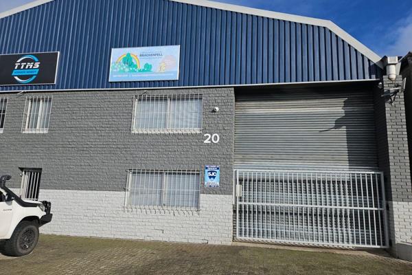 Large warehouse in the very popular Okavango park, Brackenfell

Available 1st of October ...