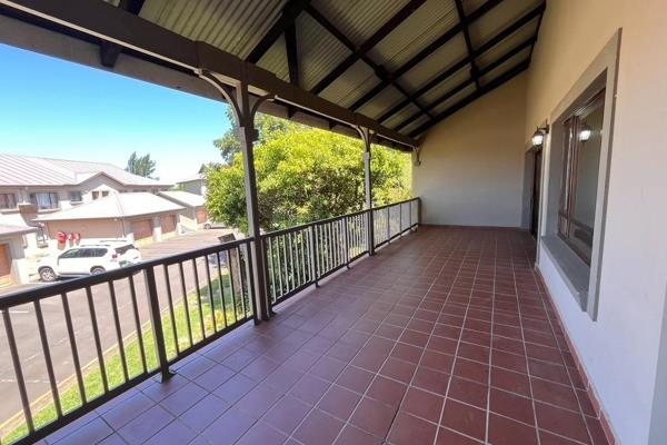 First-floor, three bedroom, two bathroom apartment in Central Ballito.  Features a spacious patio, open plan lounge, dining and kitchen ...