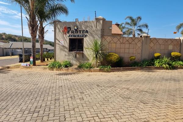 Perfect apartment in Noordheuwel for the first time buyer or investor. Property offers spacious open plan living room / dining room ...