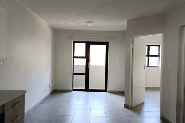 Second floor apartment on the border of Bryanston and close to all amenities and ...