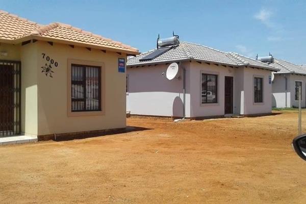 Brand New development houses now selling Crystal Park  Ext 65

Our sought after ...