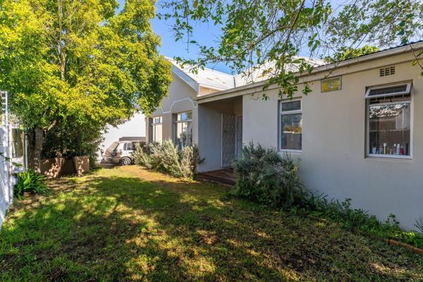 Ideal, all on one level, family home in the heart of Claremont. Perfect for those ...