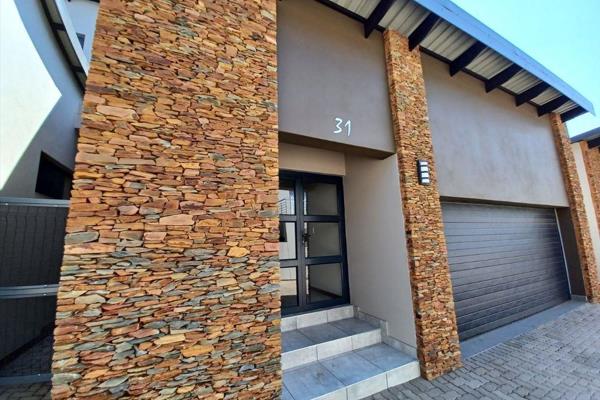 Charming modern Double Storey Town House in Glen Marais upmarket area in Kempton Park just 8 minutes away from OR Tambo and Gautrain ...