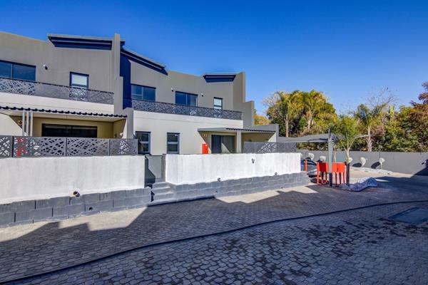 Experience the epitome of luxury living in this stunning brand-new duplex apartment, perfectly situated in the heart of Bryanston Drive, Sandton. This magnificent property boasts spacious and luxurious living areas, expertly ...