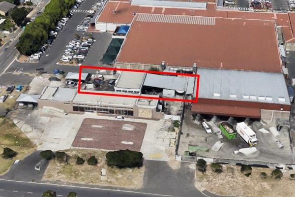 Well positioned light industrial unit to rent.
Enclosed area (workshop &amp; ablutions) ...