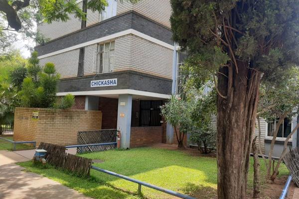 Two and half bedroom flat for sale in Sunnyside
This spacious two and a half flat is on offer for R560 000 in the quiet side of ...