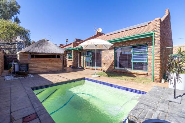 This stunning gem of a home got a top-to-bottom makeover, complete with all the bells and whistles!

Step inside to find sleek tiles ...