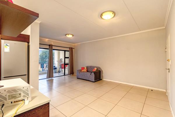 Discover contemporary living in this stunning 3 Bedroom, 2 Bathroom apartment located in the heart of Kyalami. Each of the three ...