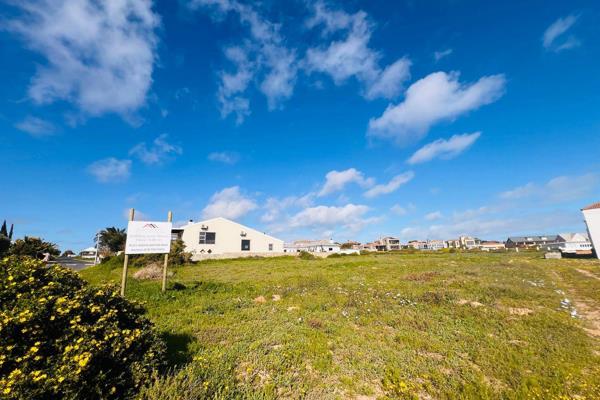 Purchase a large stand in Myburgh Park. Build your dream home in Langebaan; you will have lagoon views if you build a double storey ...