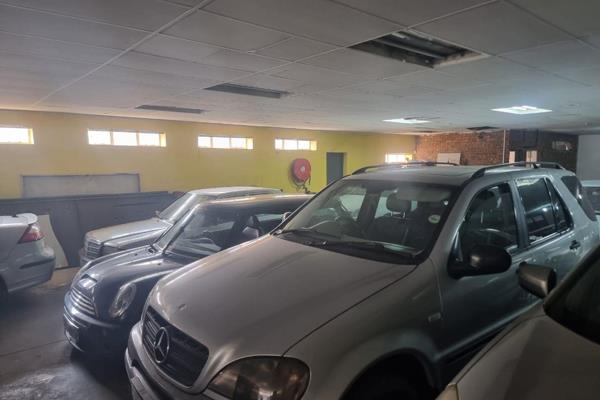 A prime car dealership measuring, 3600sqm is for sale in the Benoni CBD. The property is ...