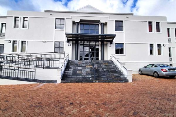 Steenberg Office Park is a tranquil and secure business complex situated at the foot of Ou Kaapse Weg in Steenberg.

-Quick access to ...