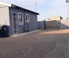 House for sale in Tokoza Ext 2