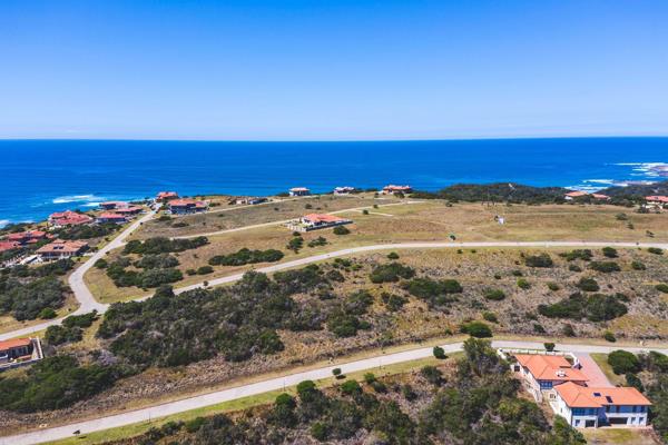 Prime position

Gently sloped towards the ocean, this east-facing property is well-positioned within the popular Khamanga Bay ...