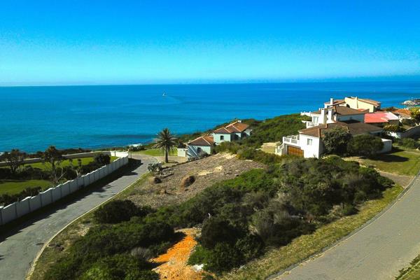 Own this Exceptional piece of land and build you dream home in St Francis Bay!

One of the last rare gems available in Santareme, on ...