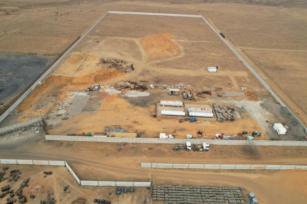 This established 5ha Truck Yard is located in the fast developing business park at Bronkhorstbaai and is next to the main road leading ...