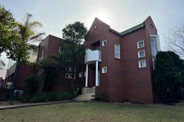 Large Family home with large garden on top of the renowned Northcliff Ridge Eco Park set ...