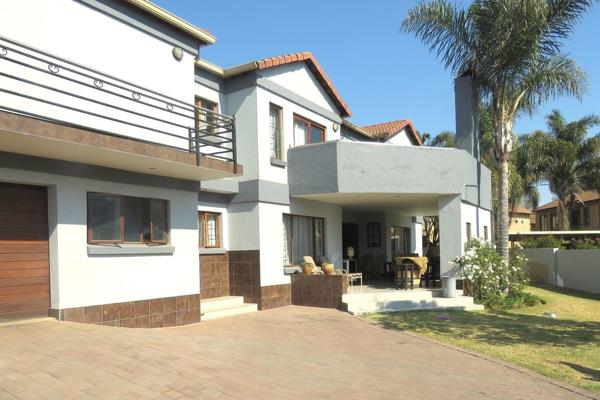 Marketed exclusively by Keller Williams Action:    

PRICE REDUCED BY R300,000 FOR ...