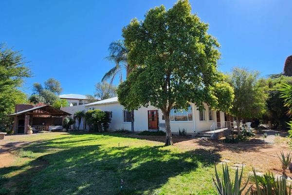 This beautiful house, rich in old-world charm, welcomes you to experience its spacious living and outdoor areas, offering lovely views ...