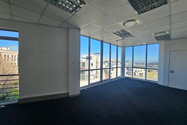 651 m&#178; Office space to rent at Fedgroup Place in Tygervalley. Neat fitted out ...