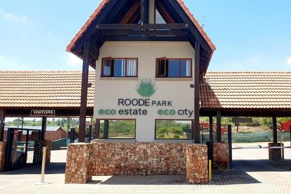 Investment opportunity awaits you at Roodepark Eco City 1 to acquire this beautifully ...