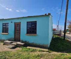 House for sale in Soweto On Sea