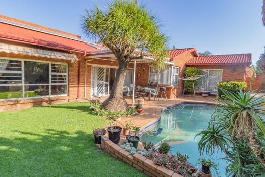 3 Bedroom House for sale in Marais Steyn Park