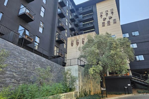 This luxurious studio apartment in The Black Brick, Sandton Central, offers the ultimate in comfort and convenience. 

The perfect ...