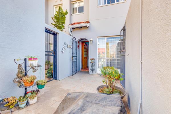 Negotiating offers above R 1 199 000


This beautiful duplex boasts three spacious ...