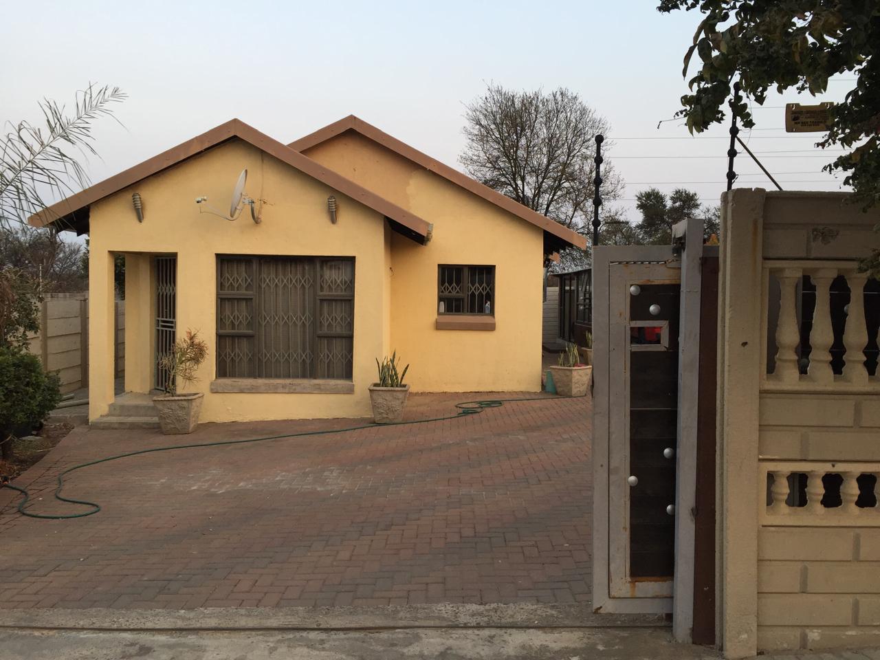 Ivy Park Property Apartments / flats to rent in Ivy Park