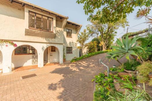 3 Bedroom Townhouse for sale in Umhlanga Central