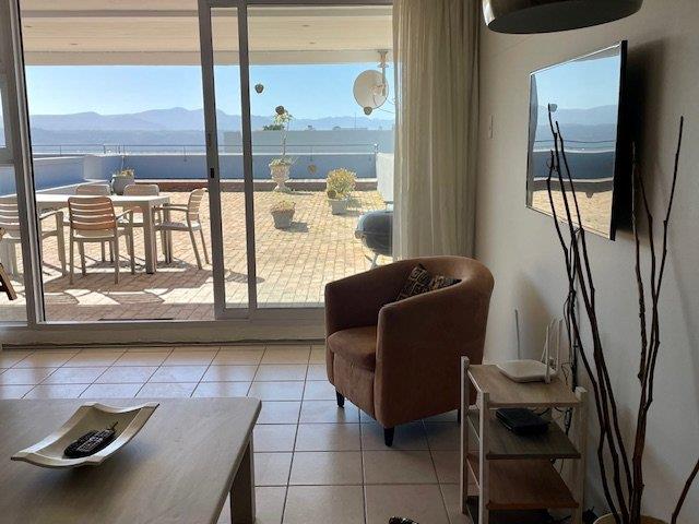 Photo of 2 Bedroom Apartment / flat to rent in Plettenberg Bay Central