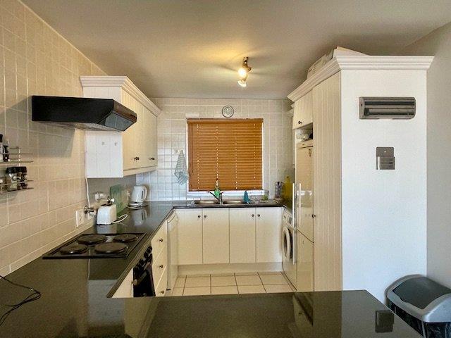 Photo of 2 Bedroom Apartment / flat to rent in Plettenberg Bay Central