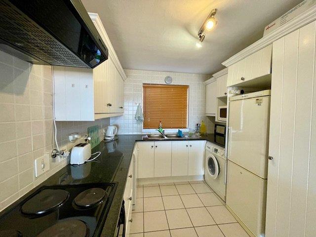 Photo of 2 Bedroom Apartment / flat to rent in Plettenberg Bay Central