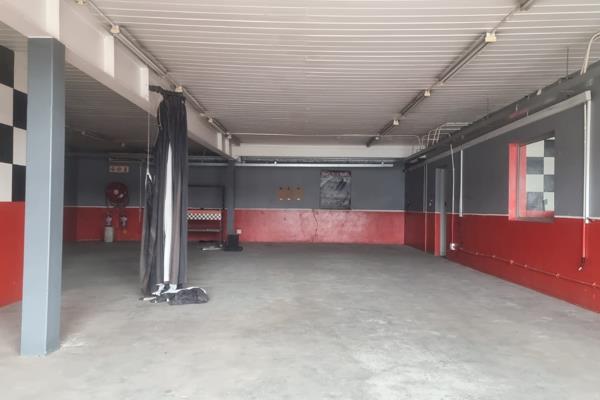 Retail Warehouse for Lease in Wonderboom: Prime Location with Maximum Visibility

Discover an exceptional retail warehouse space ...