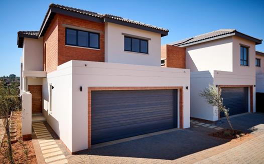 3 Bedroom House for sale in Wilgeheuwel