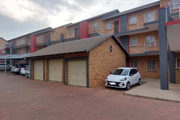 **Discover Your Dream Home: Stunning 3-Bedroom Apartment in Monavoni, Centurion**

Welcome to your new sanctuary in the heart of ...