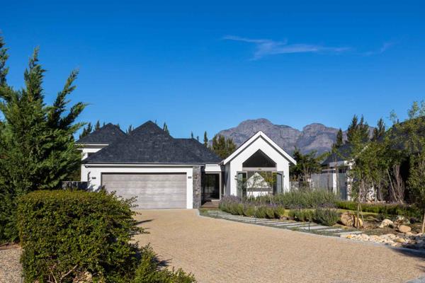 541 Pearl Valley Golf &amp; Country Estate.

This newly built double-storey home offers ...