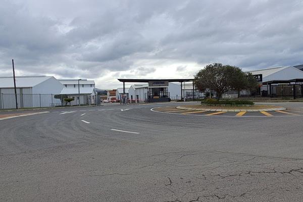 Industrial unit to be rented in Brackenfell. Unit provides excellent clearance for ...