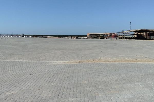 ERF 561 | OLD GRAHAMSTOWN ROAD | MARKMAN | FULLY PAVED INDUSTRIAL YARD

This expansive ...