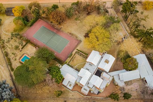 Take a breath and open your eyes to an indescribable haven. This exquisite home sits  within a 6,443 square meter plot in a nature ...