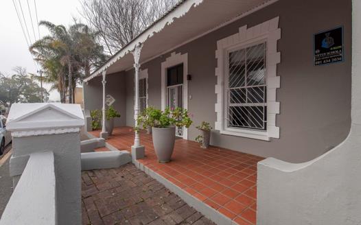 6 Bedroom House for sale in Esterville