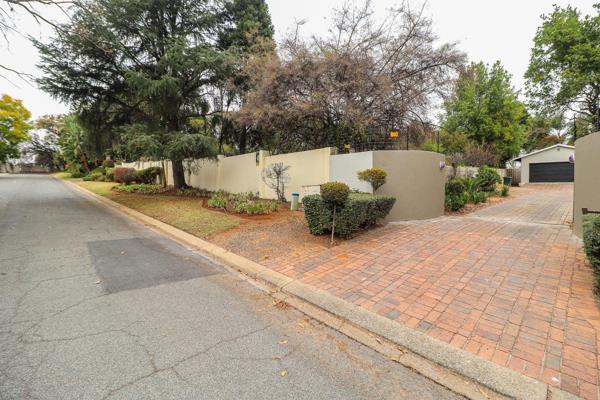 3 bedroom house for sale in morningside!!!
R 3 499 000.00
This spacious family home is new to the market and well positioned in a ...