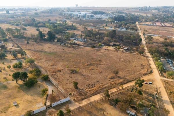 Nestled in the heart of Midrand, a thriving and strategically positioned area in Gauteng, lies a remarkable 3-hectare parcel of land. ...