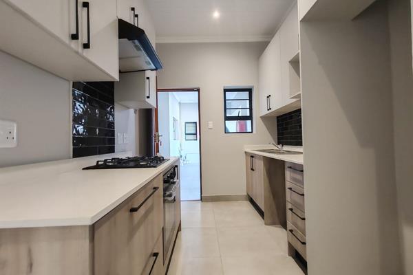 Last few units left!

What a brilliant investment opportunity!

No transfer costs!

4 Units available. Prices ranging from R 1 ...