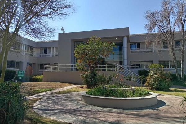 686 sqm Office to Let, Woodmead, Sandton. Perfect office space located in the vibrant ...