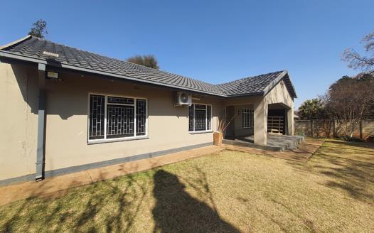 3 Bedroom House for sale in Vanderbijlpark SW 5