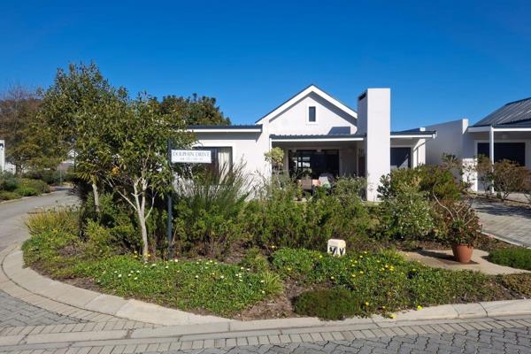 2 Bedroom furnished house to let in The Plettenberg Manor ! 1 March 2025 

This beautiful cosy house, set in a gorgeous garden, is ...